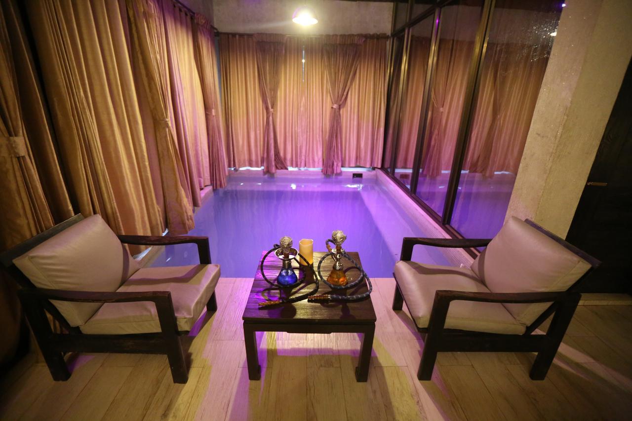 Kino Lakeside Chalet Hotel โลนาวาลา ภายนอก รูปภาพ